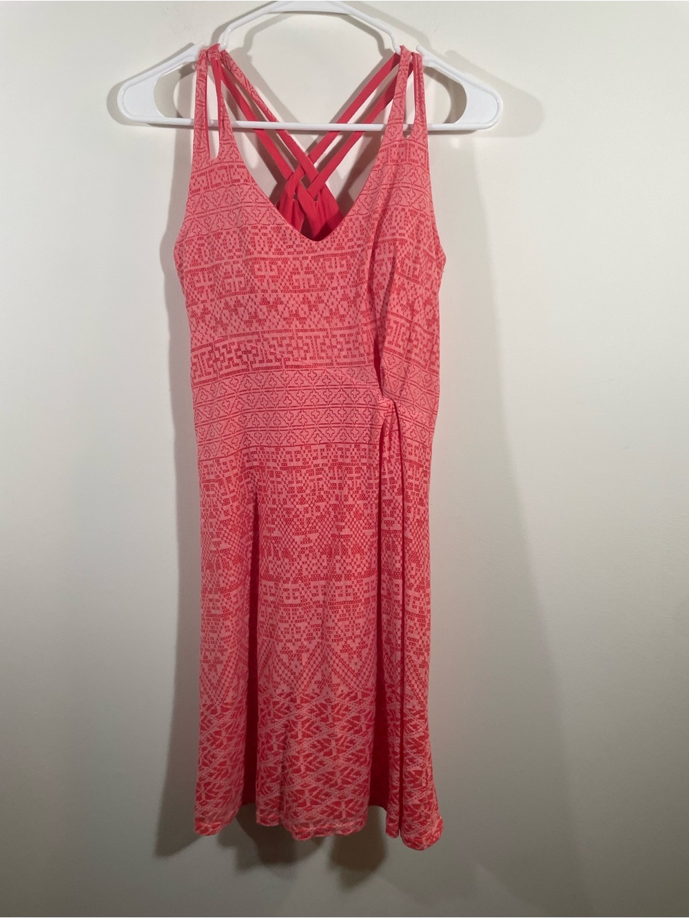 Athleta active dress criss-cross back straps shelf bra. XS